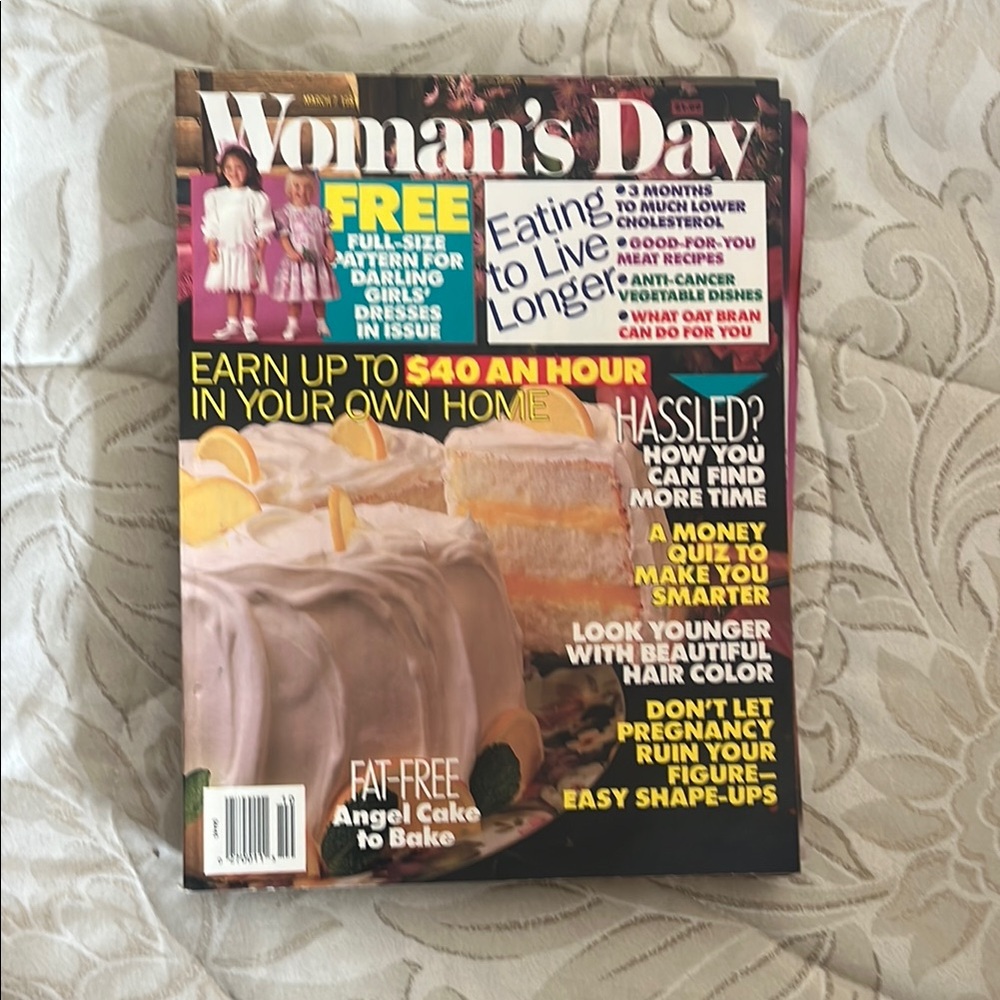 Colorful Magazine Collection - Picture 5 of 15